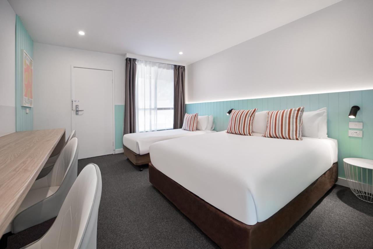 Gosford Palms Motor Inn Esterno foto