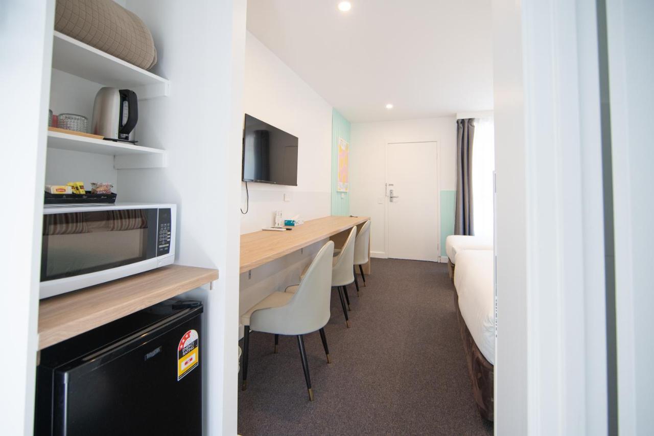 Gosford Palms Motor Inn Esterno foto