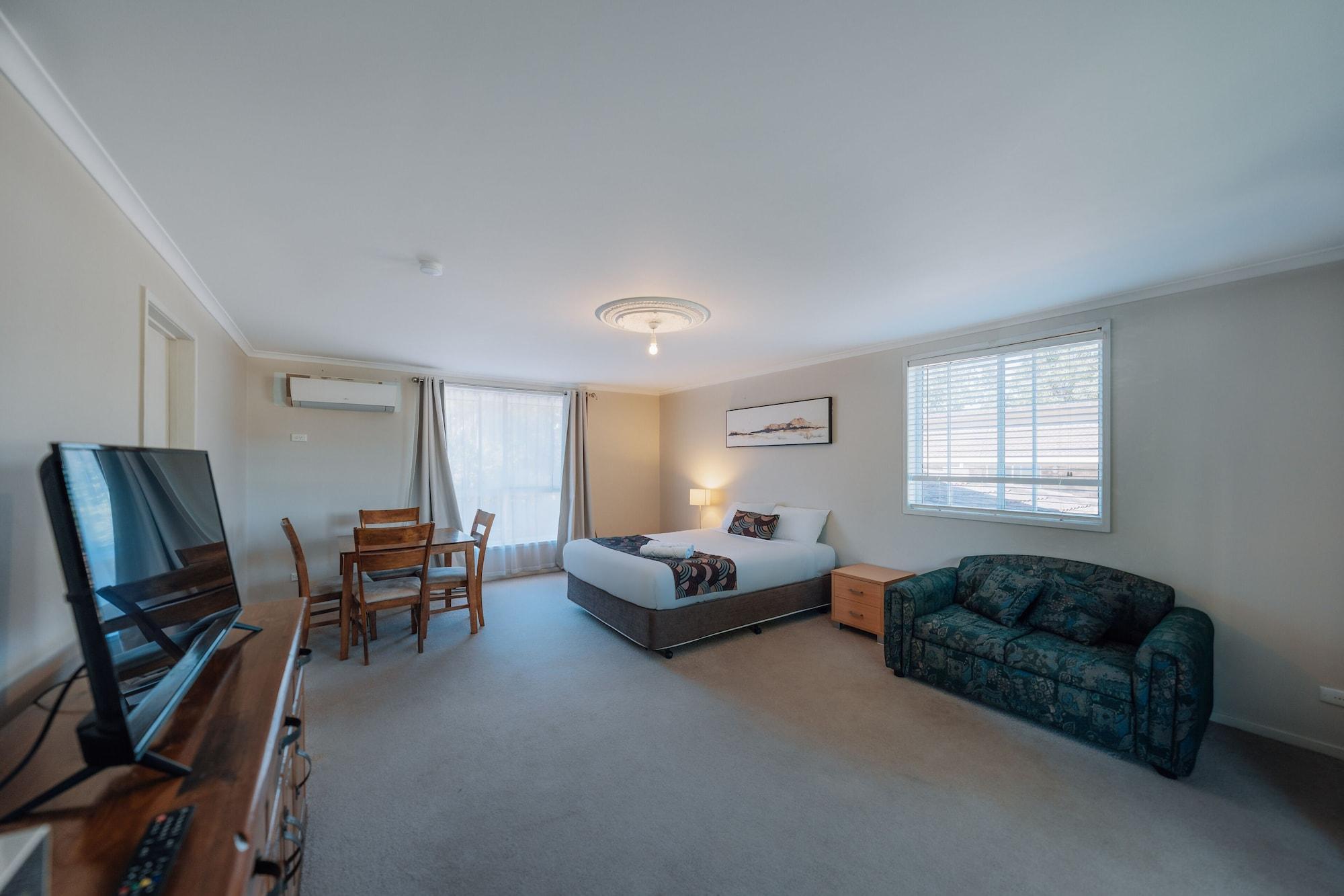 Gosford Palms Motor Inn Esterno foto