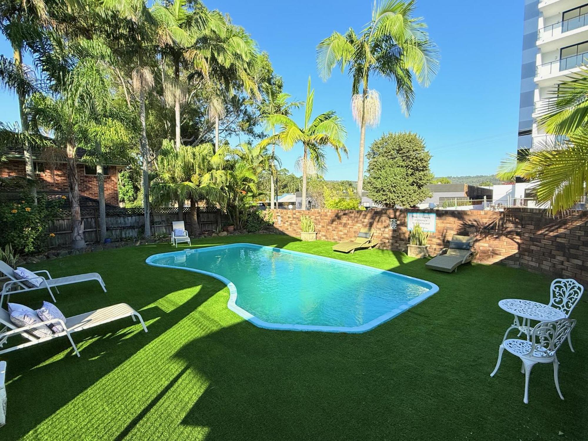 Gosford Palms Motor Inn Esterno foto